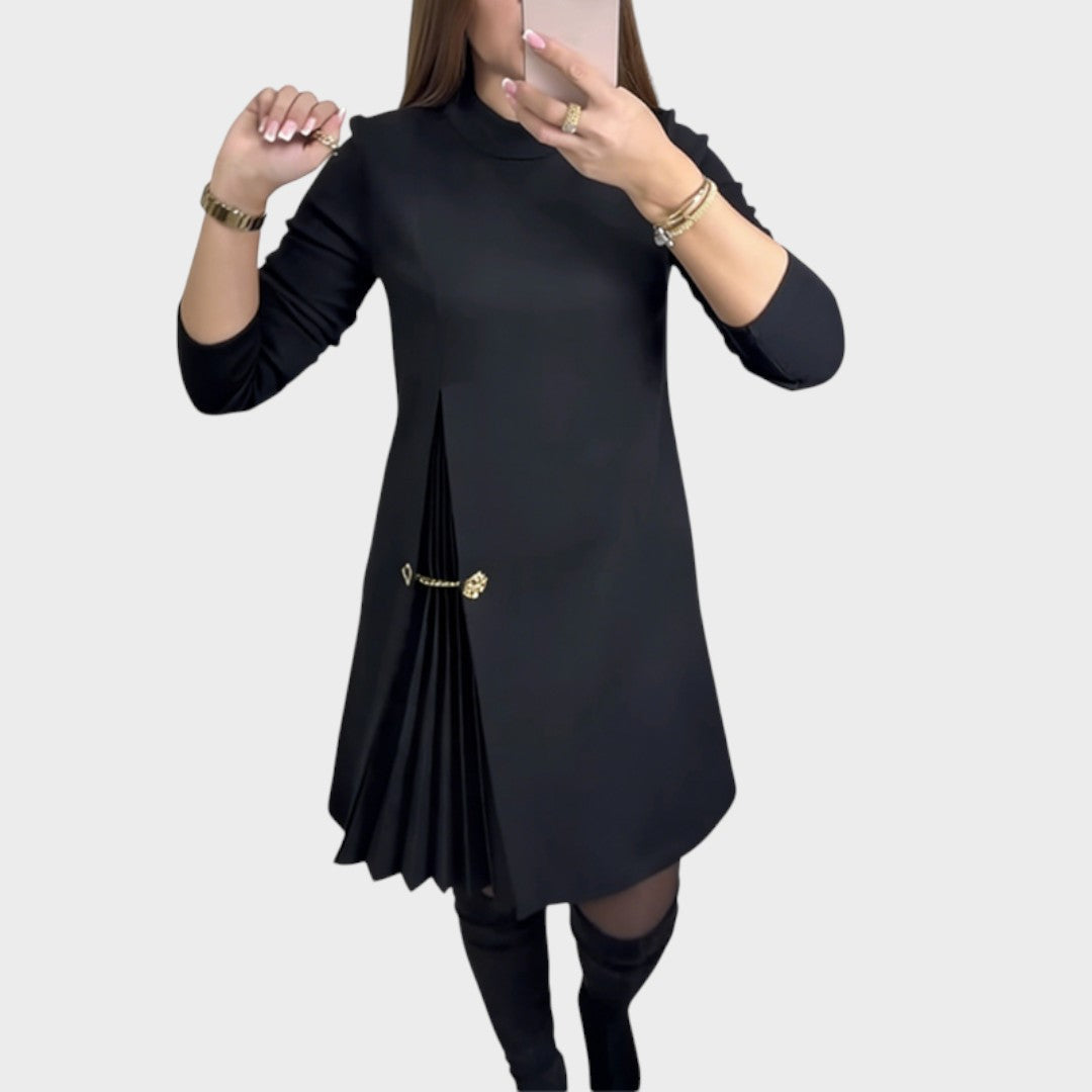Ruanita | Vestido Plisado con Cadena