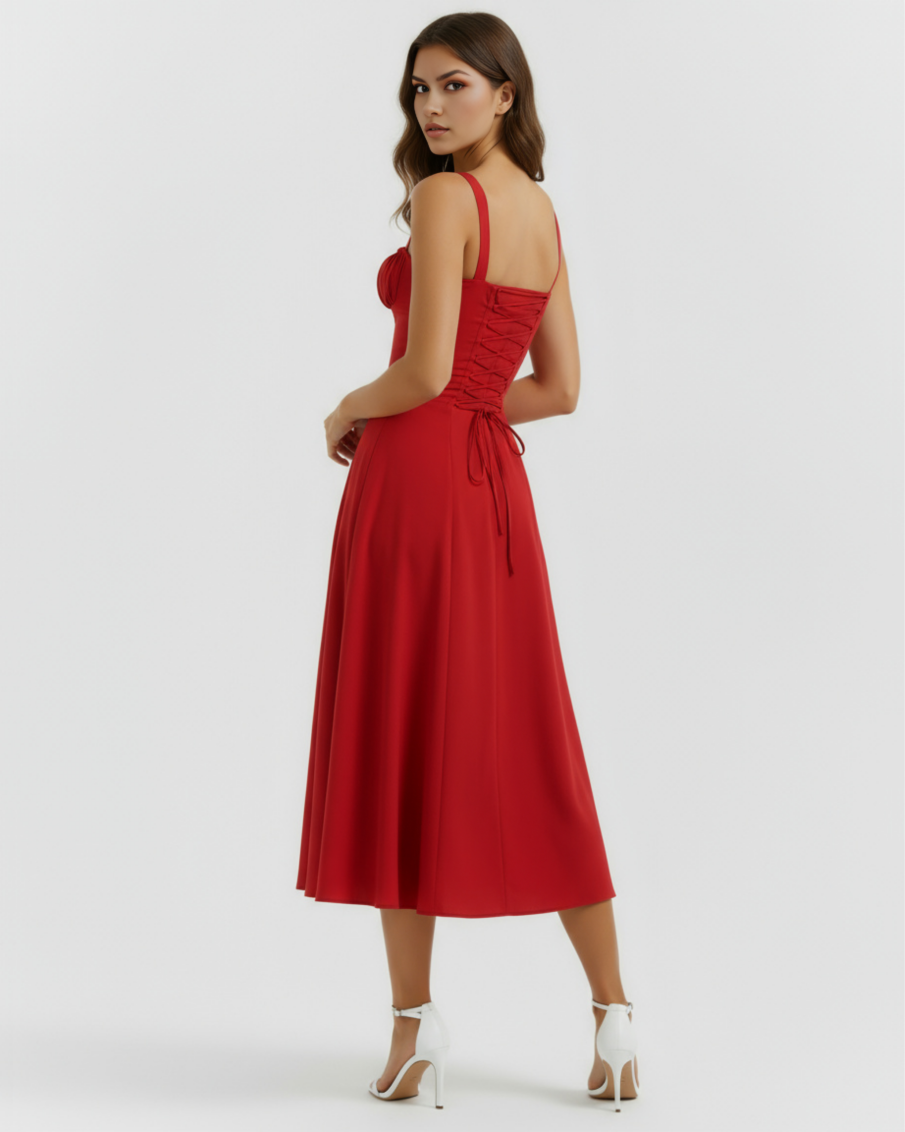 Vestido midi con corsé y abertura