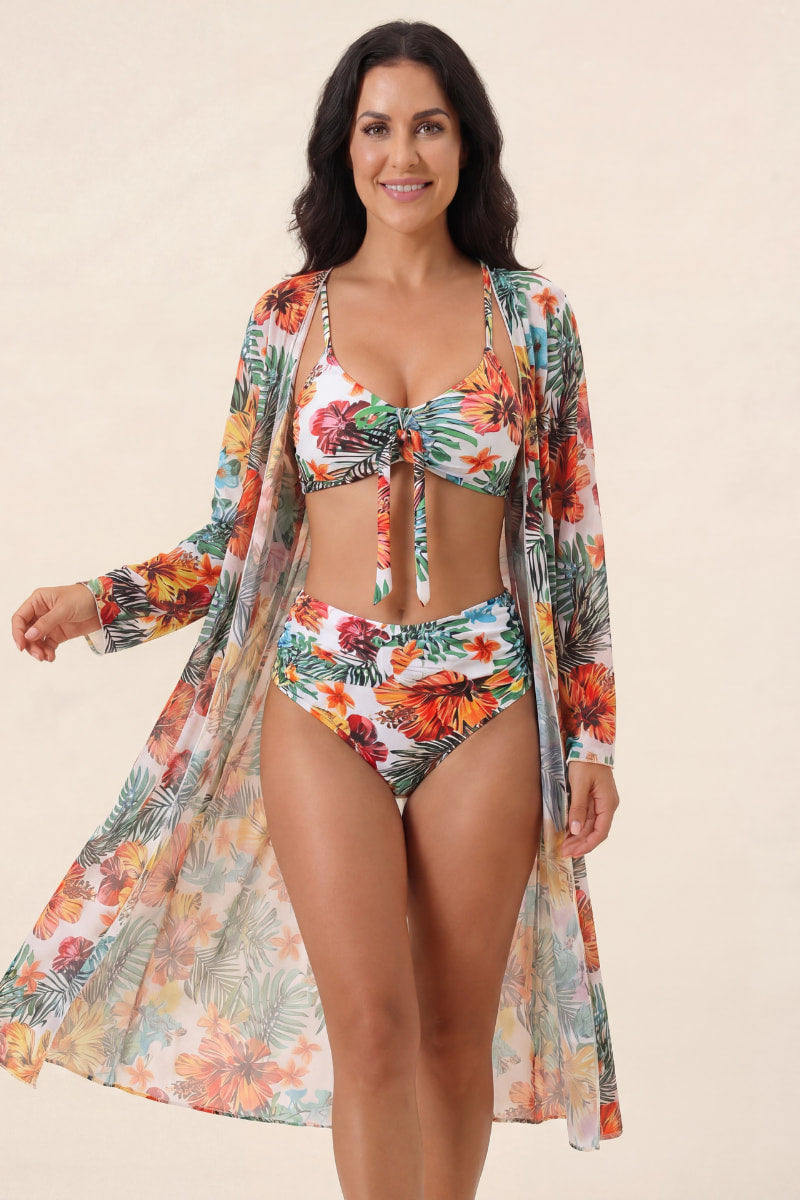 Conjunto bikini tropical con kimono fluido
