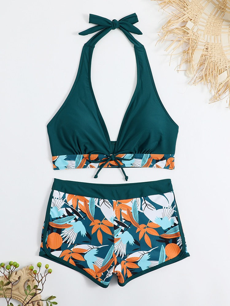 Bikini con short de tiro medio y top halter