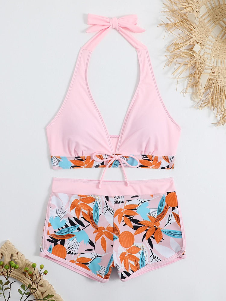 Bikini con short de tiro medio y top halter