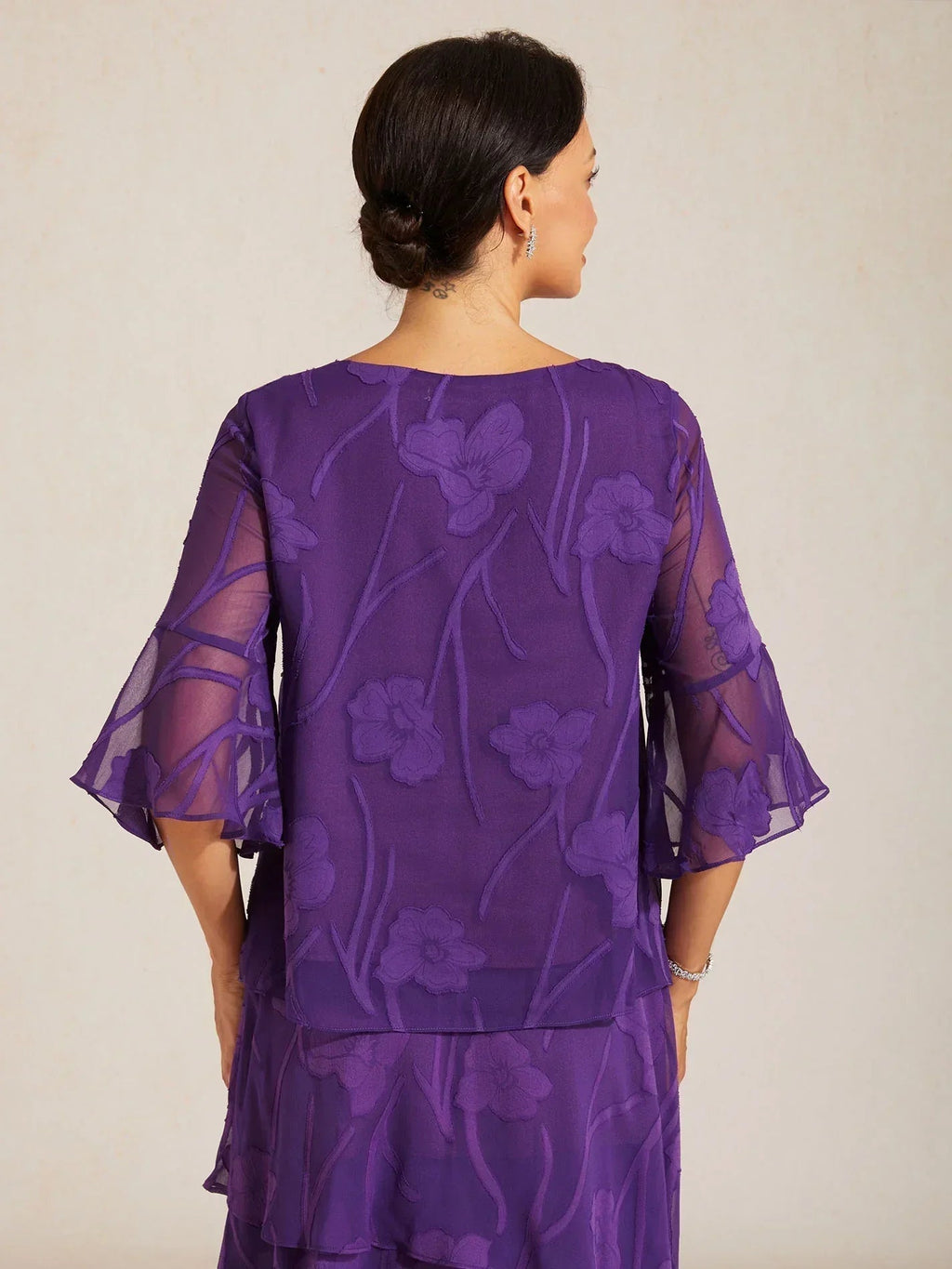 Blusa elegante de gasa con bajo asimétrico - Nhaura