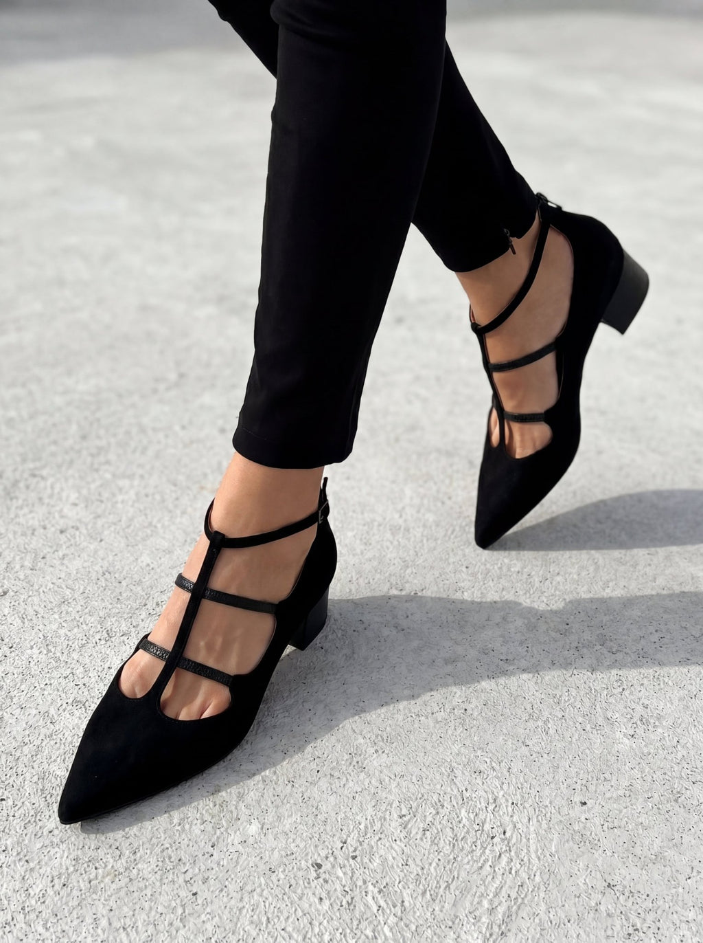 CLUB MUSE™ | TACONES CON TIRAS - Nhaura