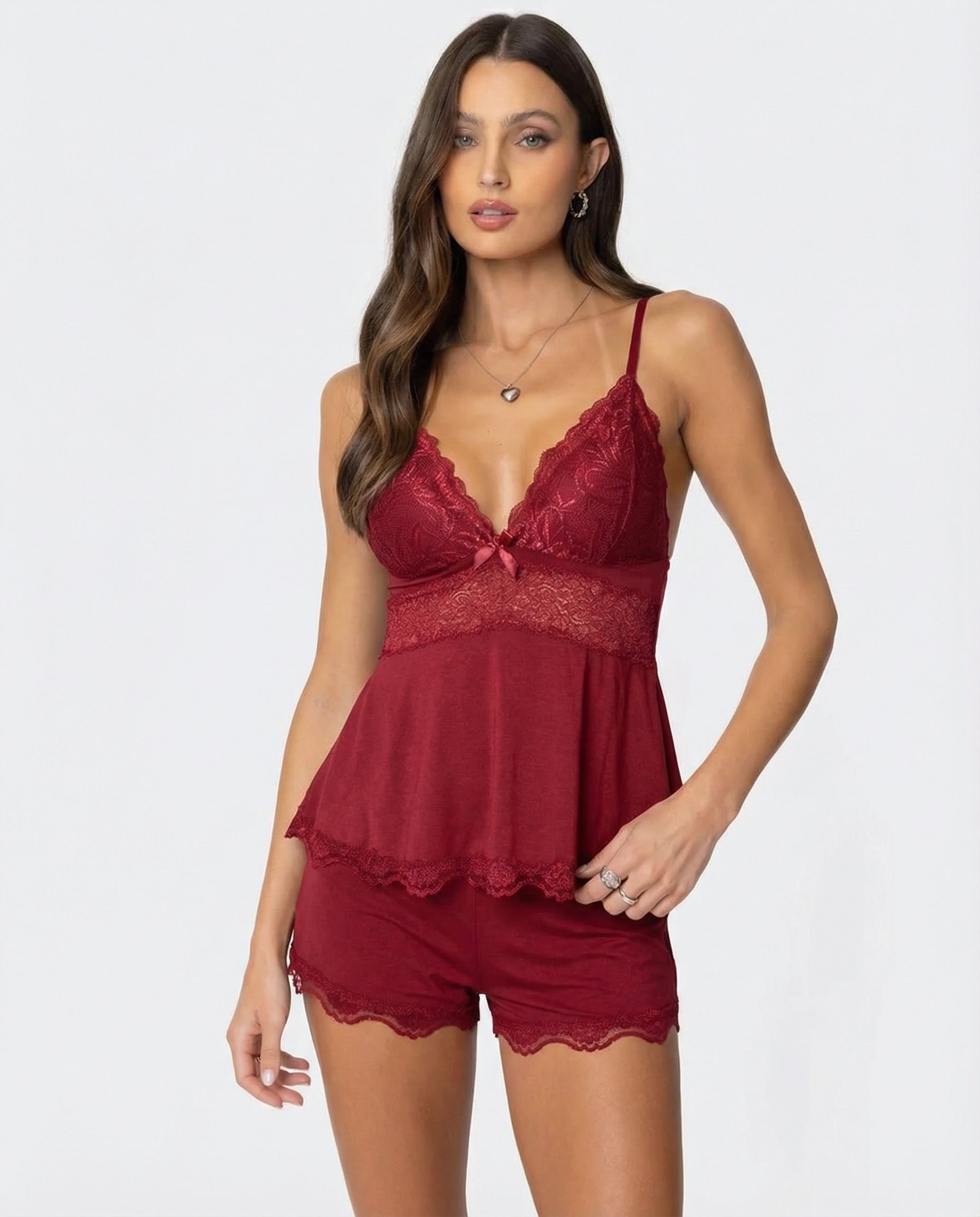 Conjunto lencero con encaje