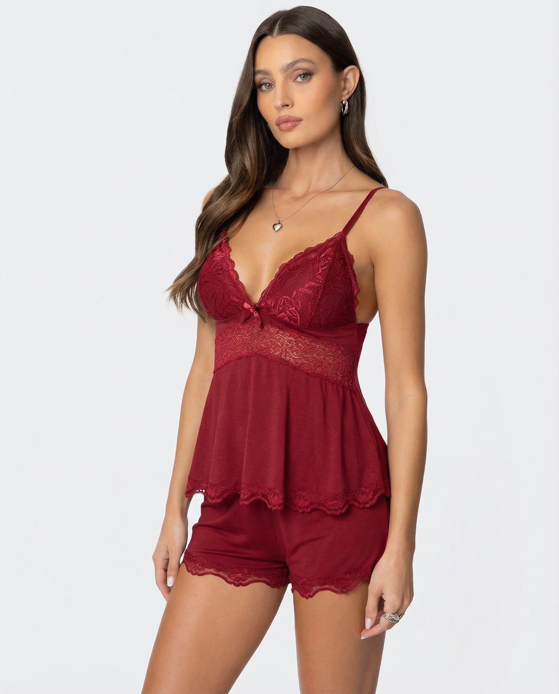 Conjunto lencero con encaje