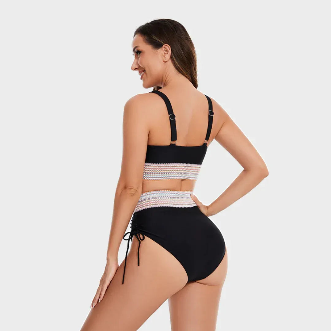Bikini de tiro alto con top halter y detalle elástico