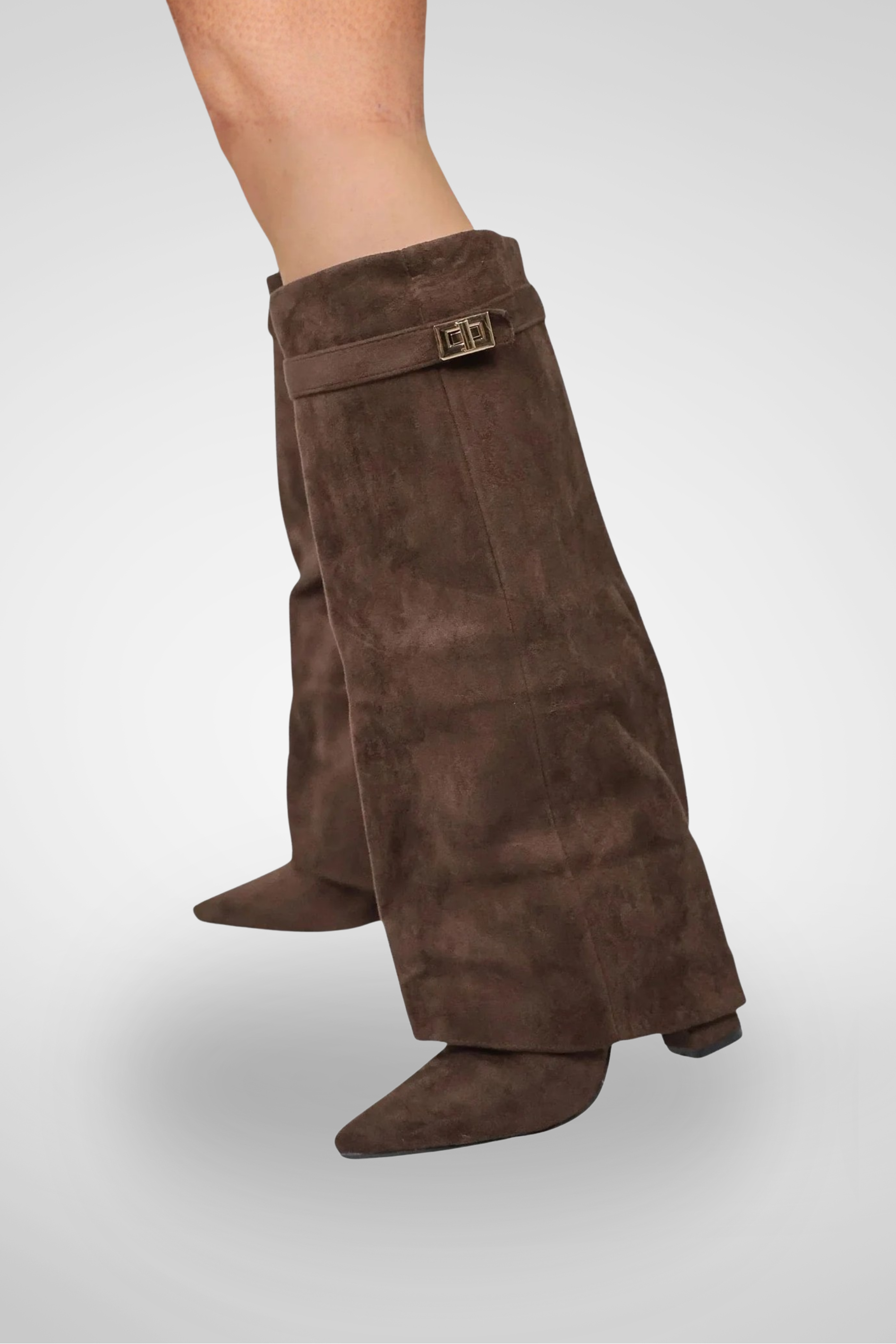 Botas altas efecto ante elegantes