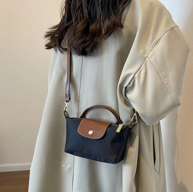 Bolso mini plegable elegante