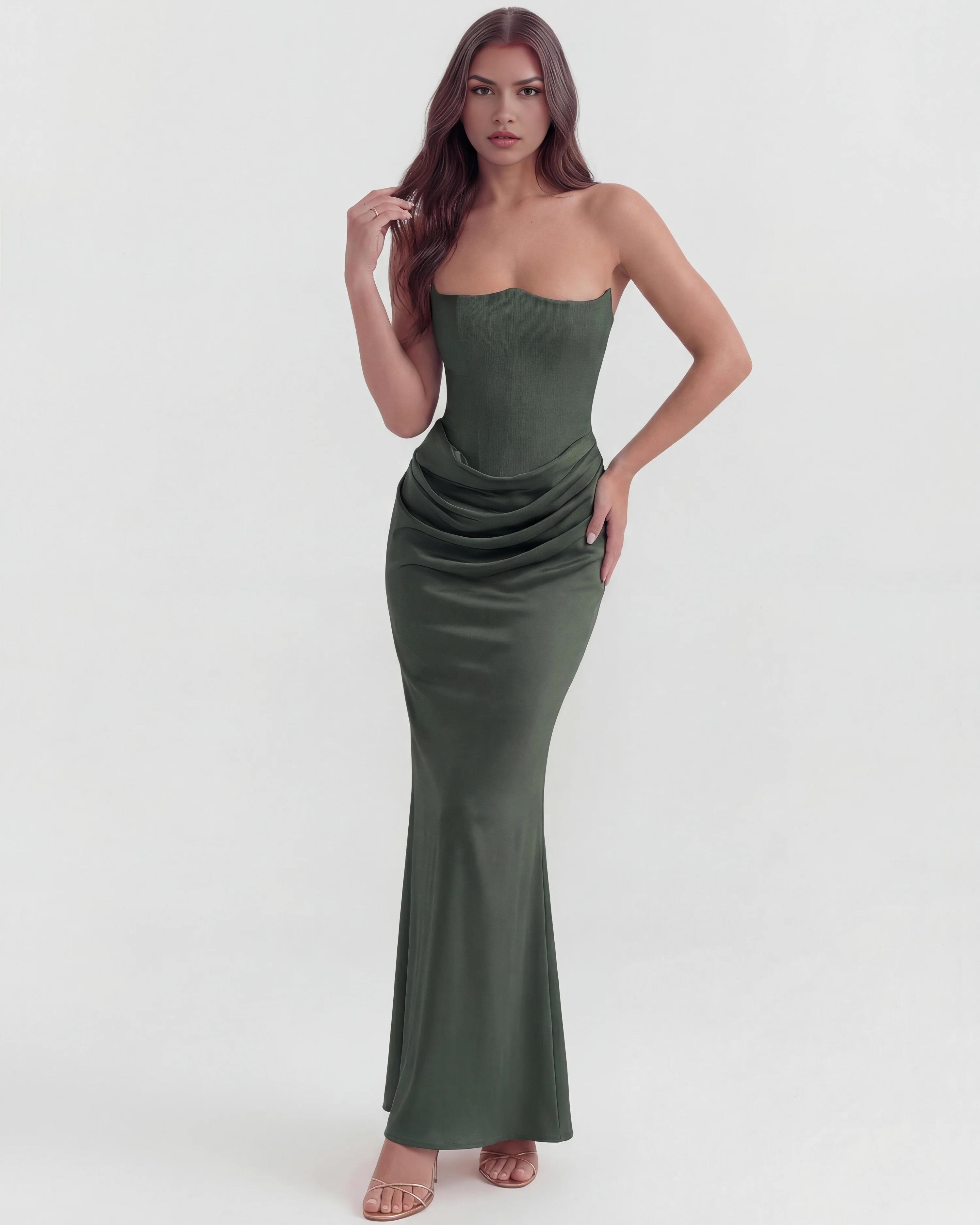 Vestido largo satinado con escote palabra de honor