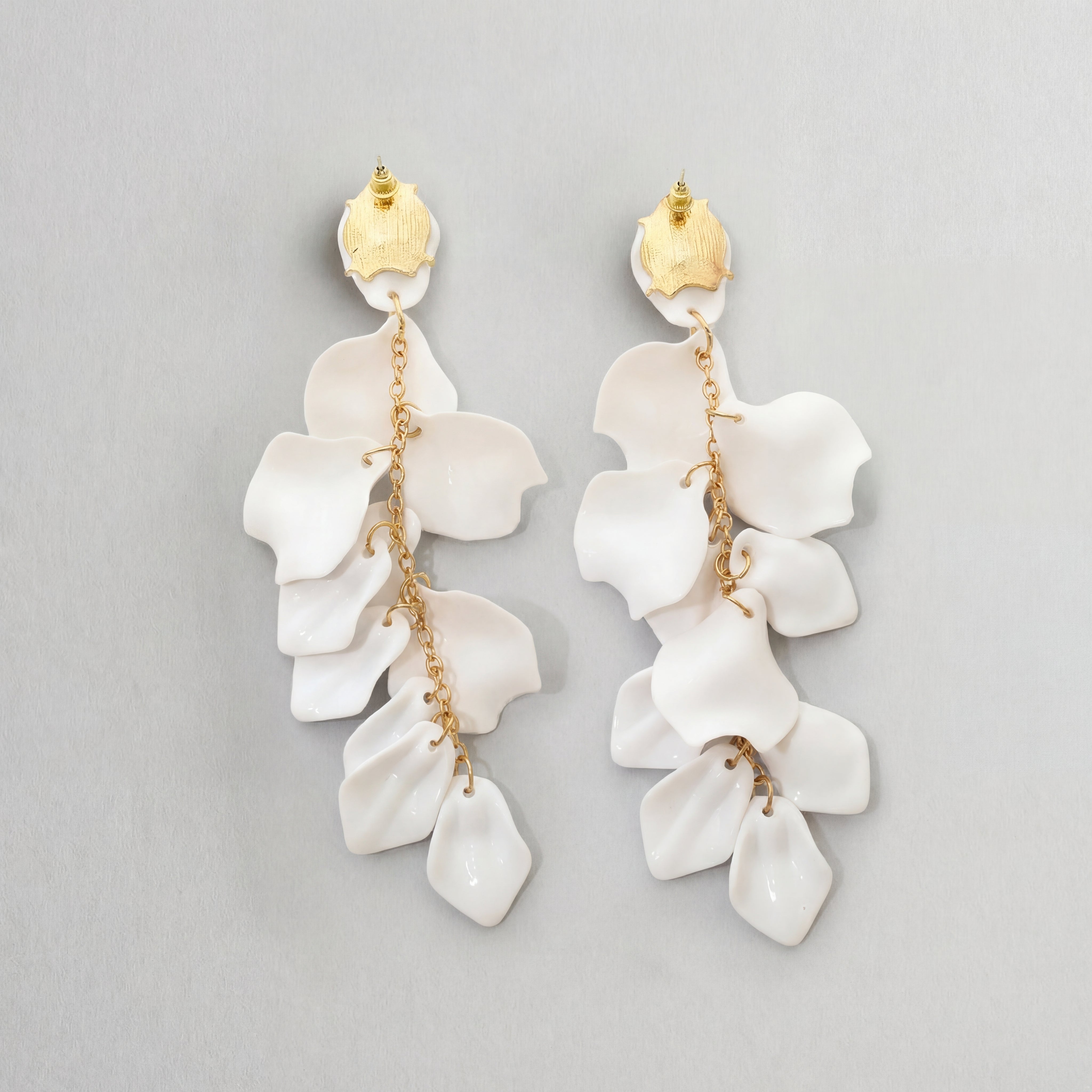 Pendientes de Gotas con Pétalos de Orquídea
