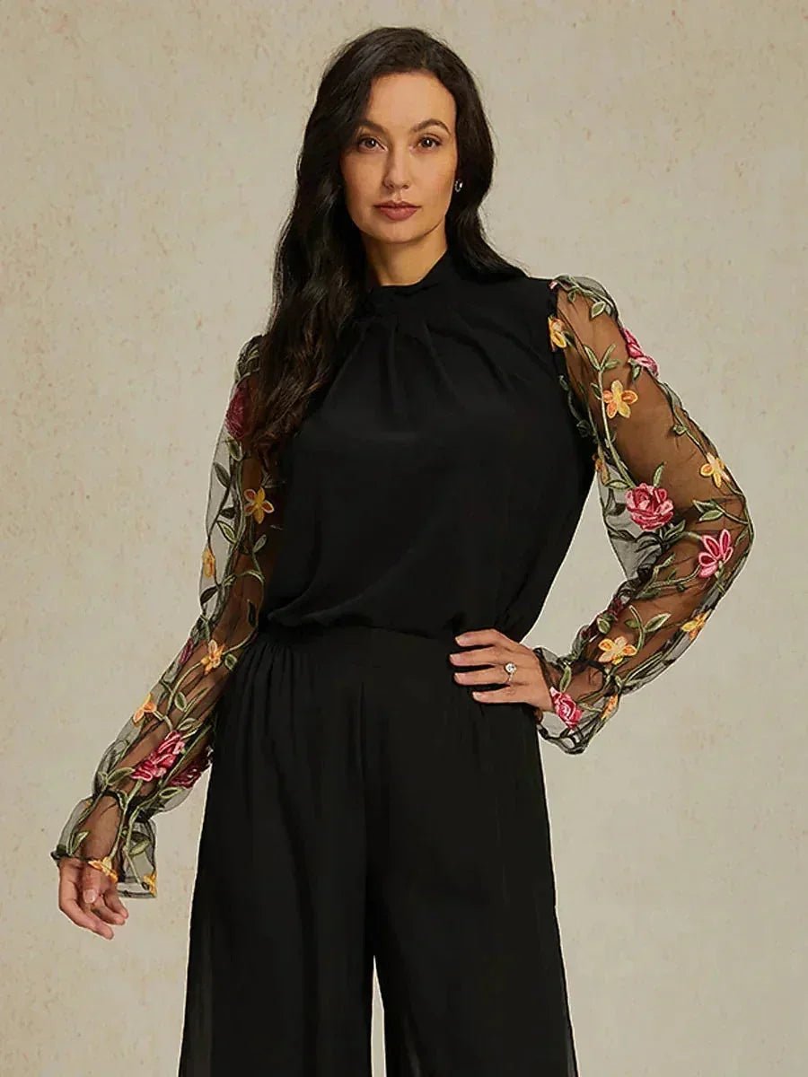 Top discreto de tul con bordado floral - Nhaura