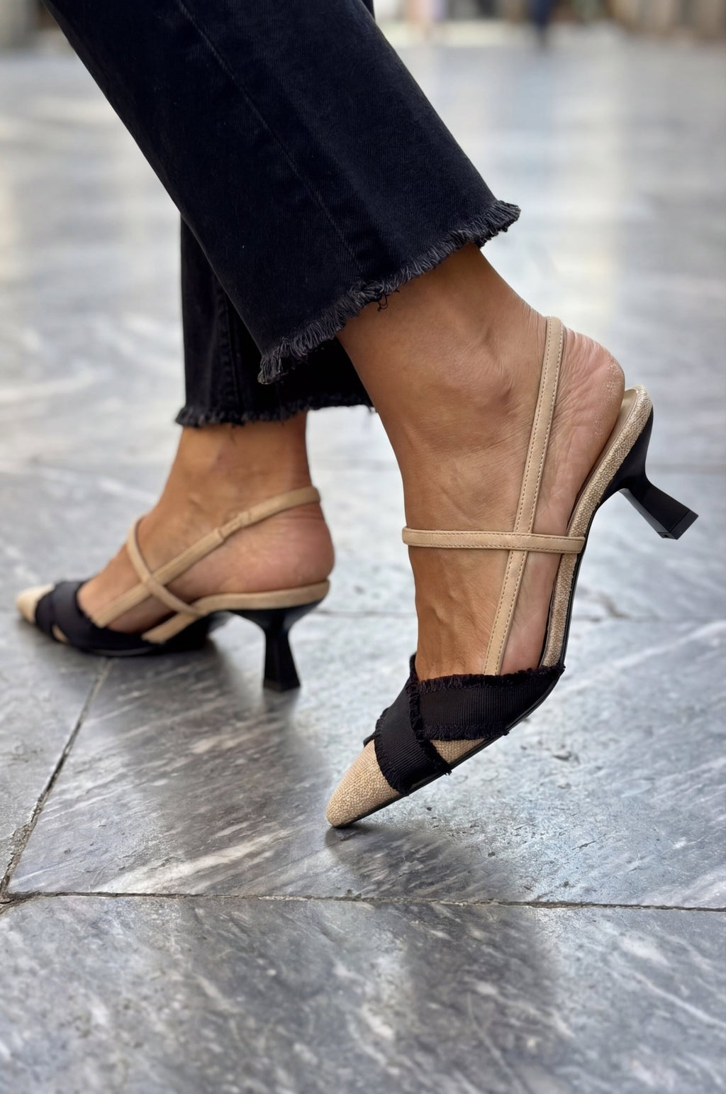 VANTA™ | BAILARINAS ABIERTAS DE TACÓN BAJO - Nhaura