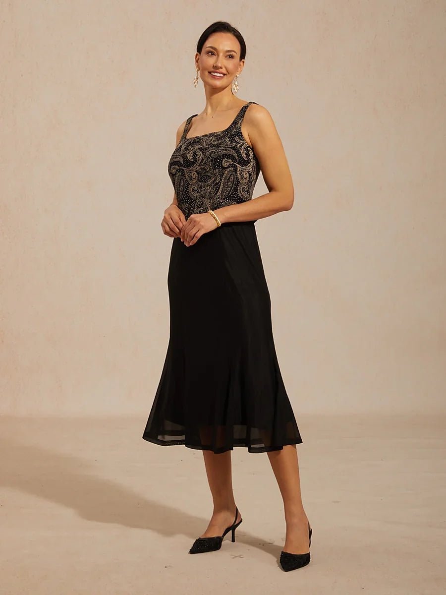 Vestido con chaqueta paisley y sutil detalle de lentejuelas - Nhaura