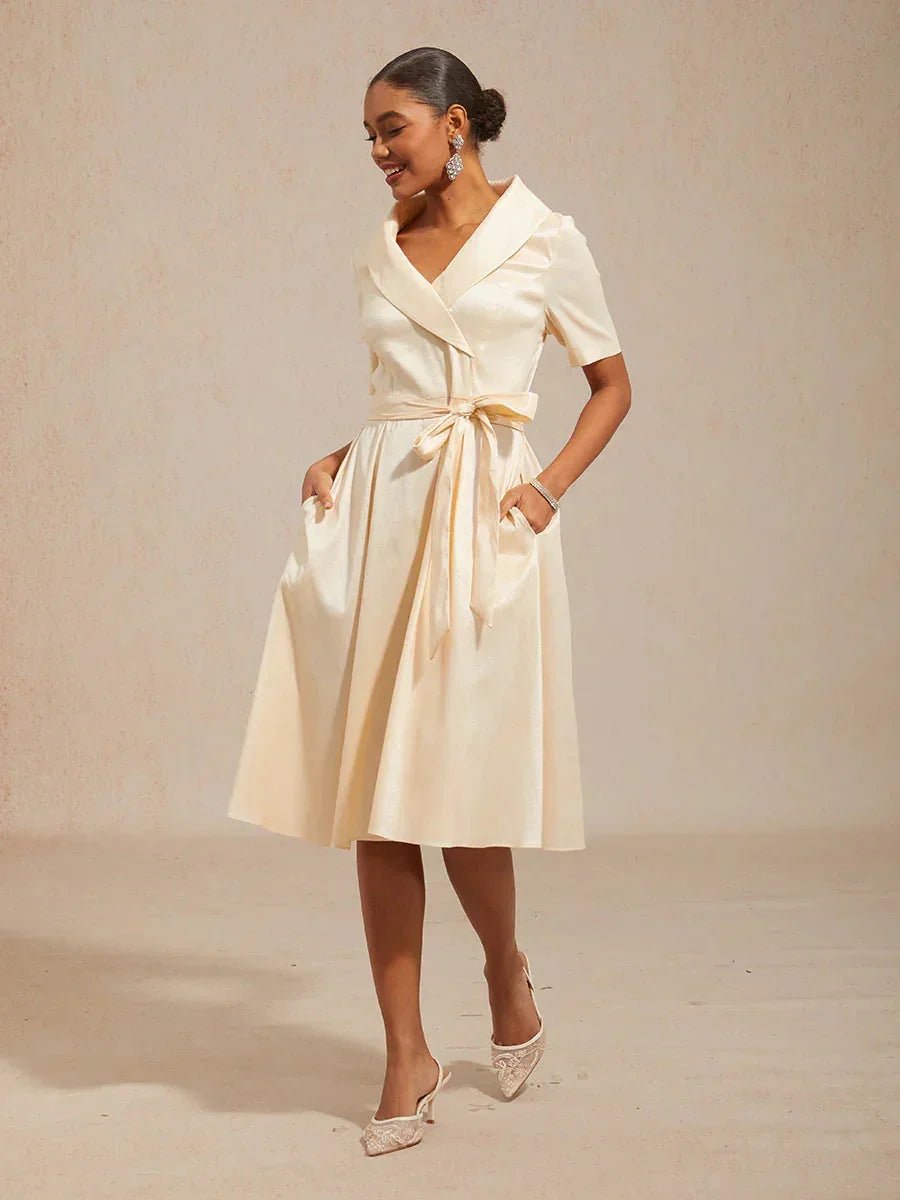 Vestido de tafetán elástico con cuello y cinturón para anudar - Nhaura
