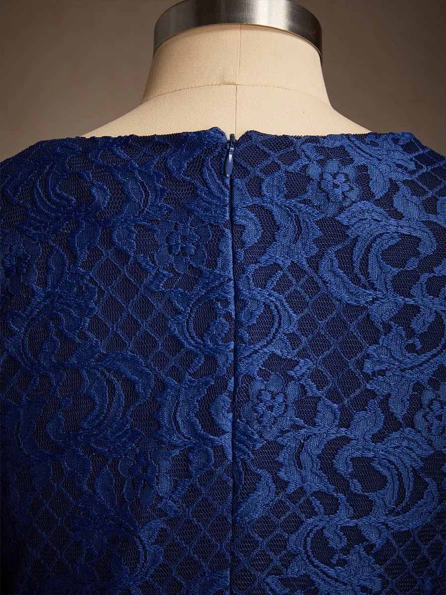 Vestido evasé de encaje con cintura imperio y detalle de pedrería - Nhaura