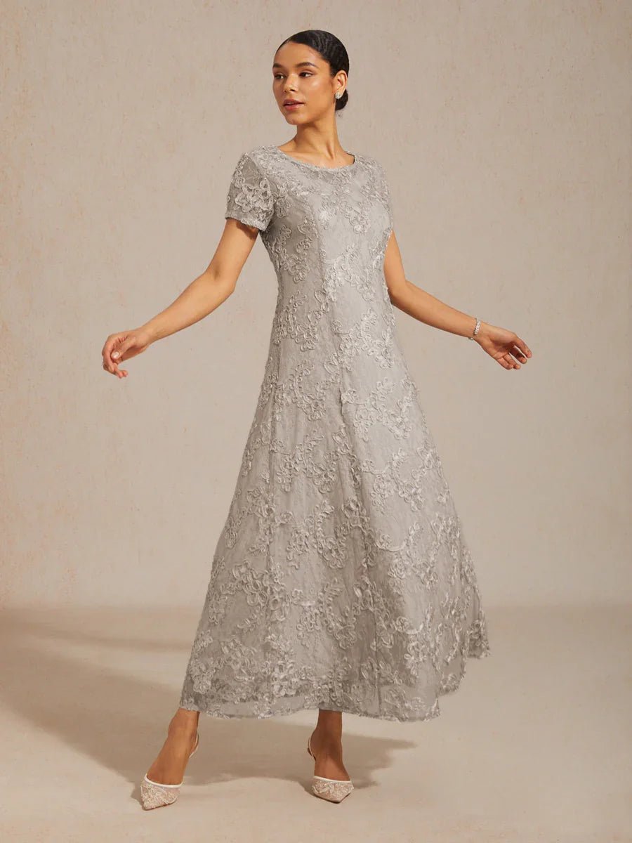 Vestido evasé de encaje rosetón con detalles de lentejuelas - Nhaura