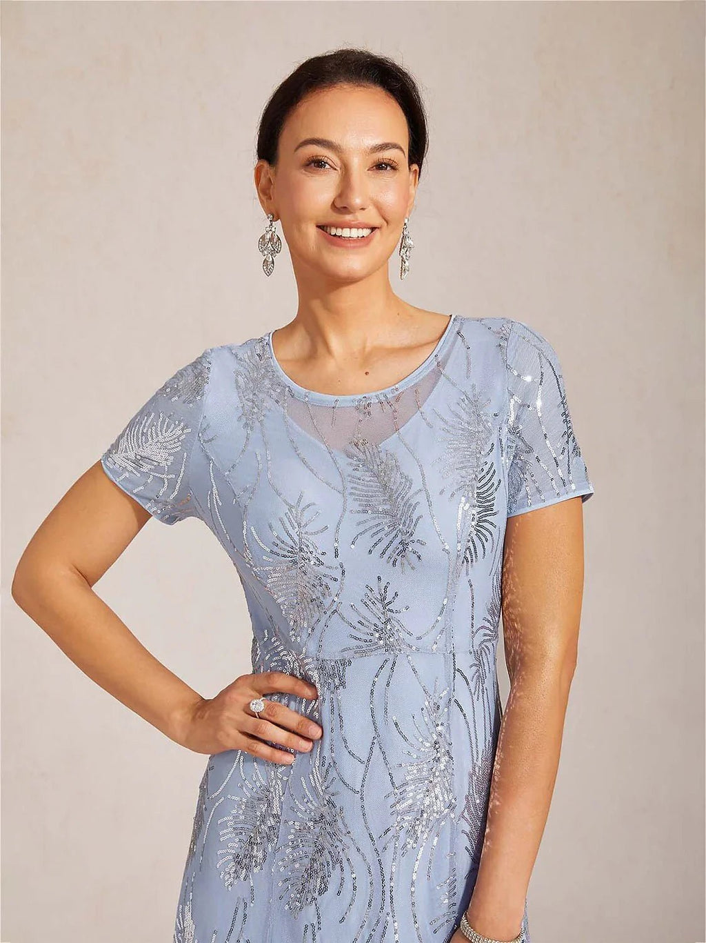 Vestido largo evasé de manga corta con detalle de tul y lentejuelas - Nhaura