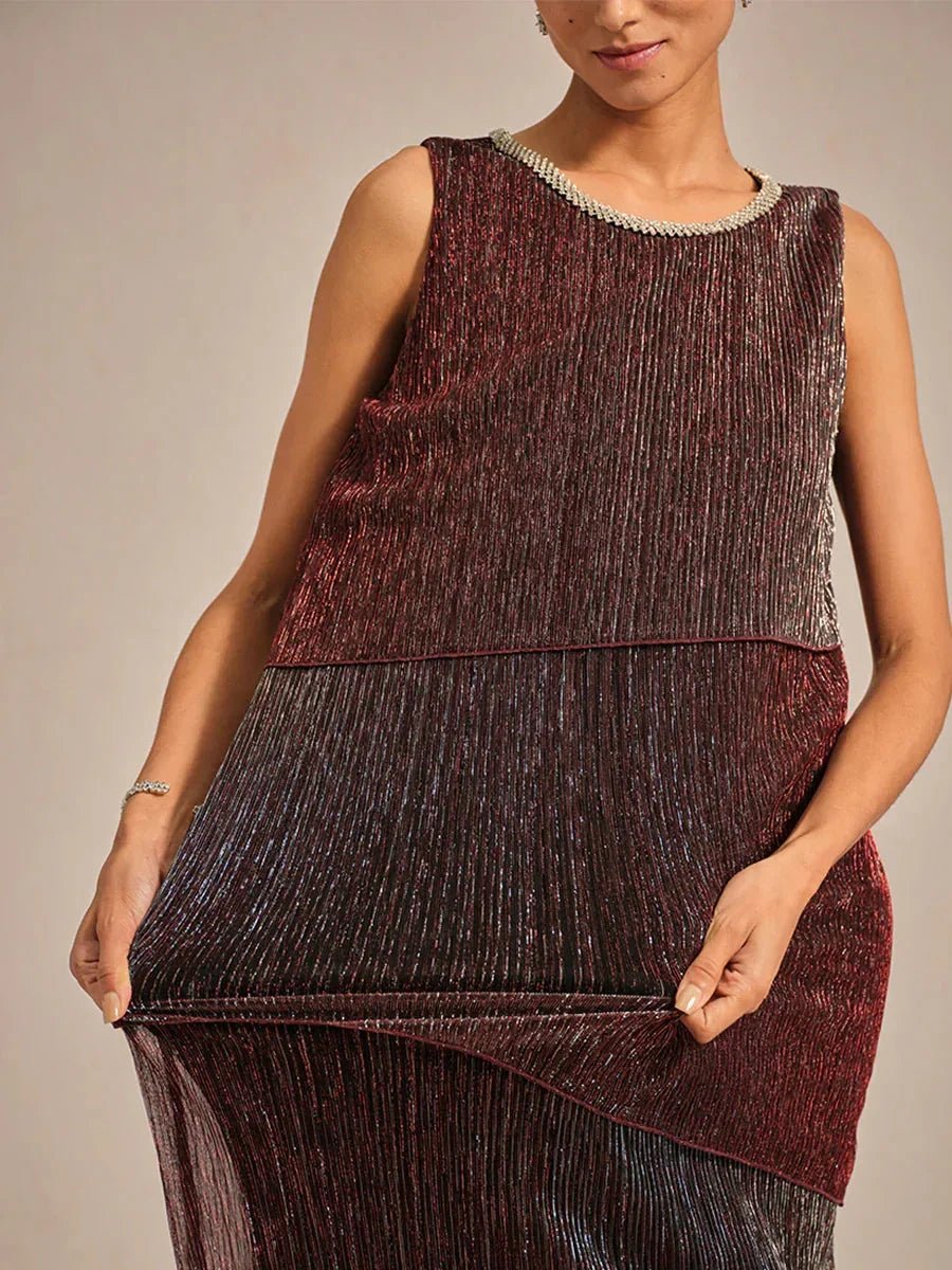 Vestido midi de gasa plisada metalizada con cuello redondo de pedrería - Nhaura