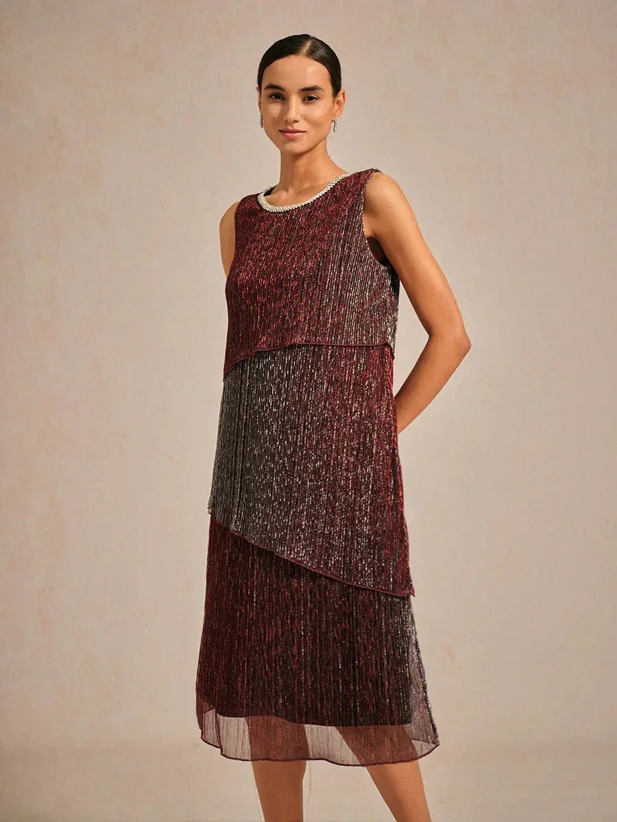 Vestido midi de gasa plisada metalizada con cuello redondo de pedrería - Nhaura