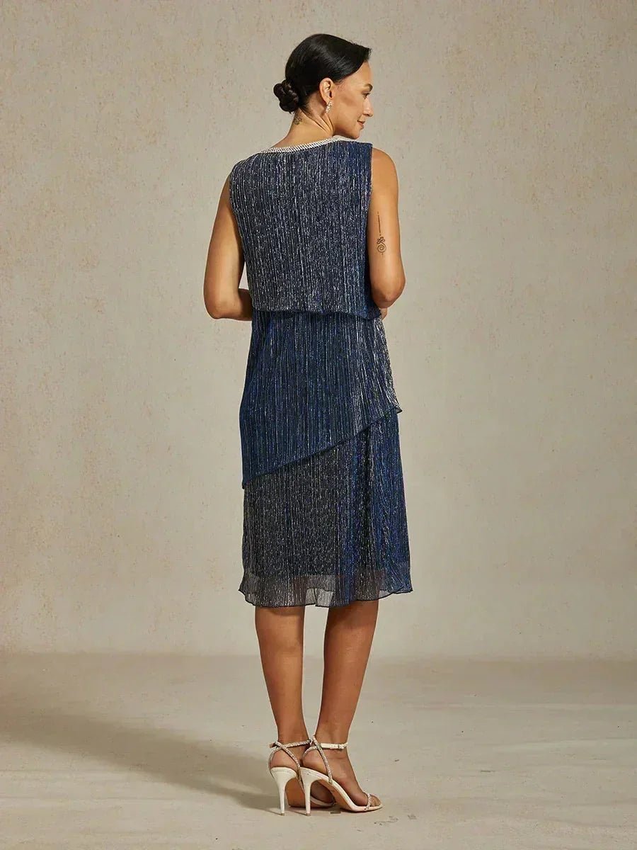 Vestido midi de gasa plisada metalizada con cuello redondo de pedrería - Nhaura