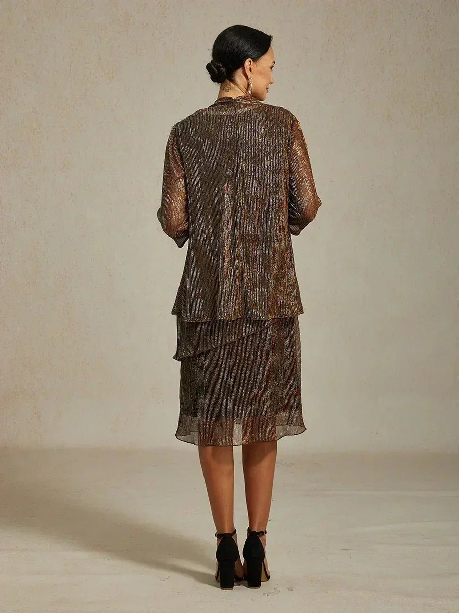 Vestido midi de gasa plisada metalizada con cuello redondo de pedrería - Nhaura